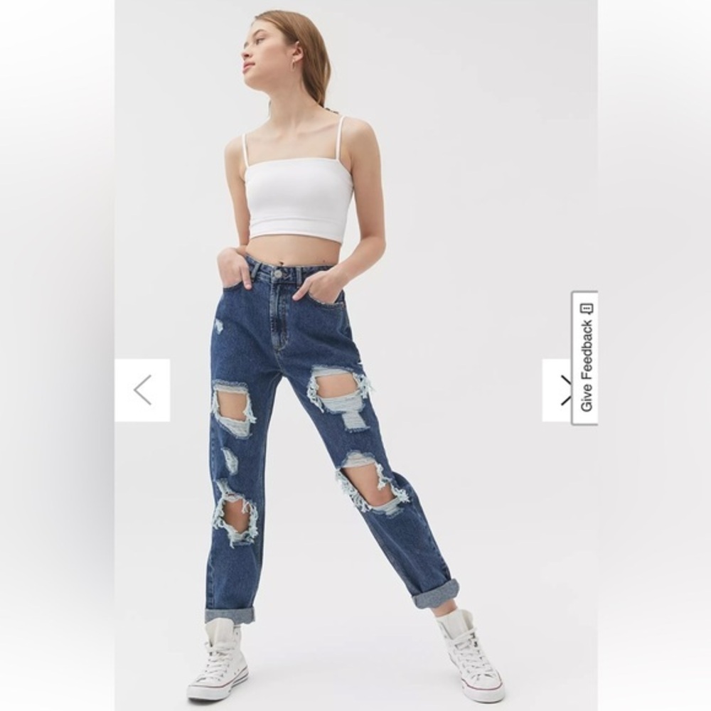 BDG Highrise Mom Distressed Blue Jeans Cotton Size 26